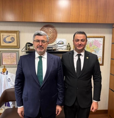 Belediye Başkanı Hakan Şahin, Gazi Meclisi Ziyaret Etti